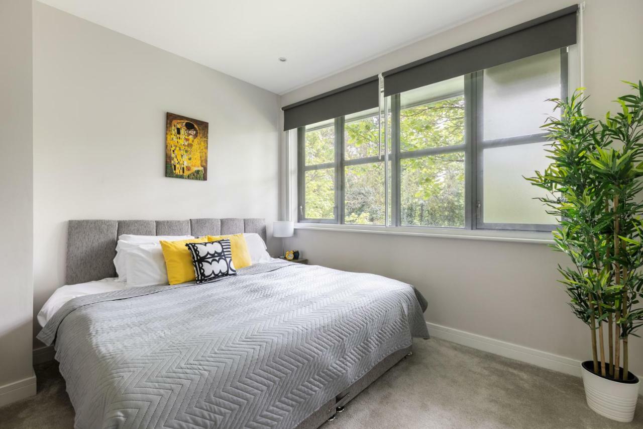 Homely - Watford Premier Apartments Dış mekan fotoğraf